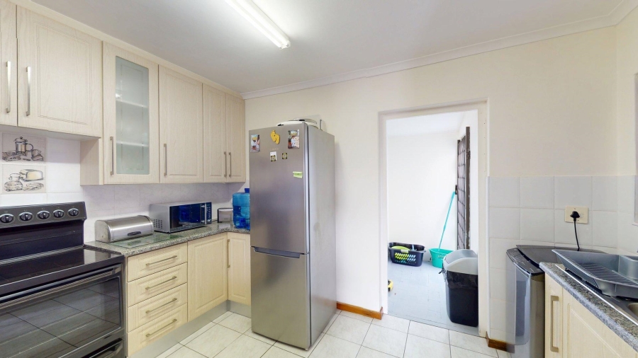 2 Bedroom Property for Sale in Sherwood Eastern Cape